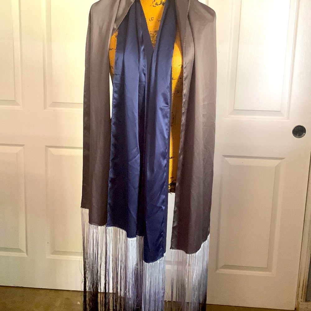 Elegant Blue and Gray Women's Scarf